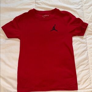 JORDAN Youth M Red Tee with Black Logo